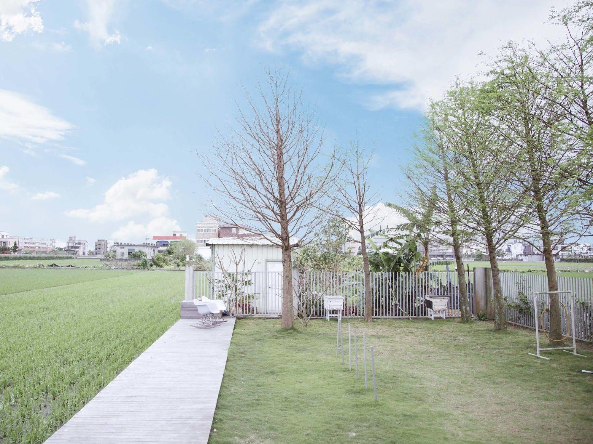 Outside Inn Luodong Exterior photo